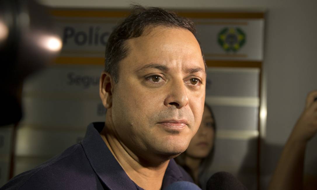 Prefeito de Niterói, Rodrigo Neves foi preso na Operação Alameda acusado de participar de esquema de propina com empresários do setor de transporte Foto: Márcia Foletto / Agência O Globo