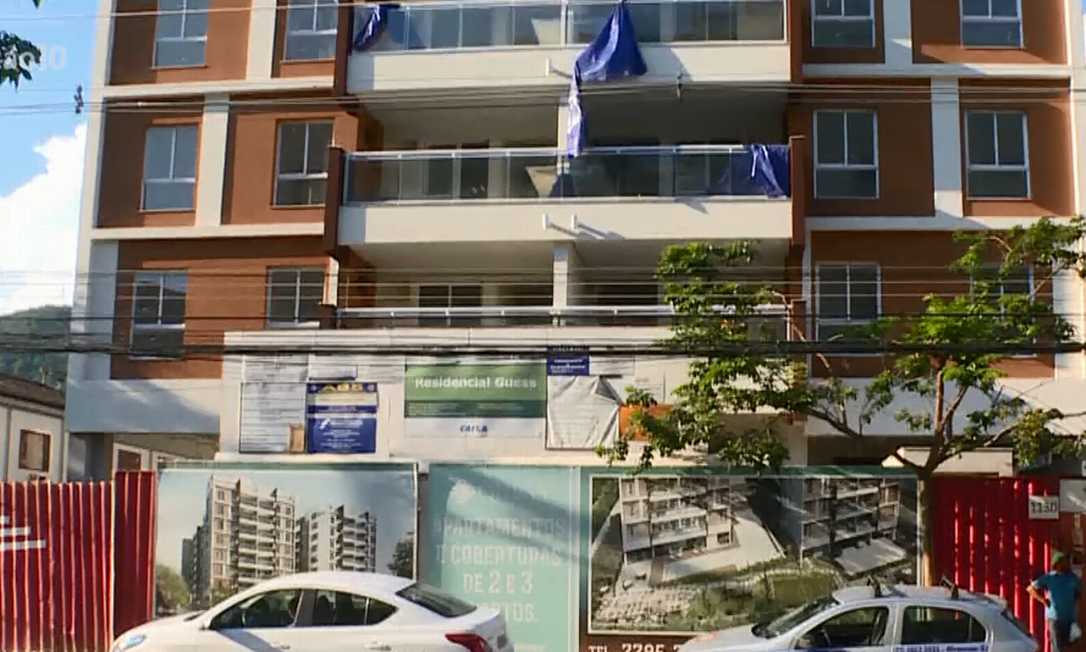 Apartamento em construção na Taquara Foto: Reprodução/Globonews