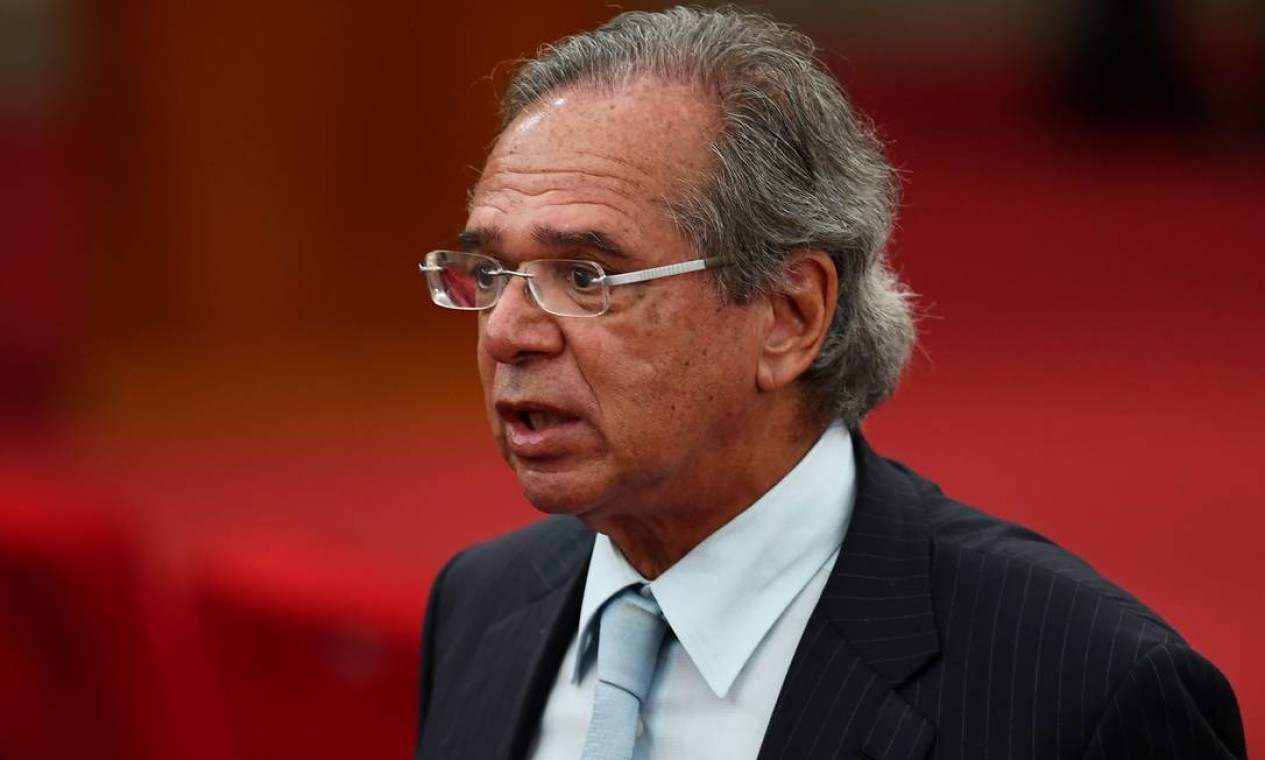 Paulo Guedes: Bolsonaro Acha Que As Mulheres Devem Se Aposentar Aos 60 