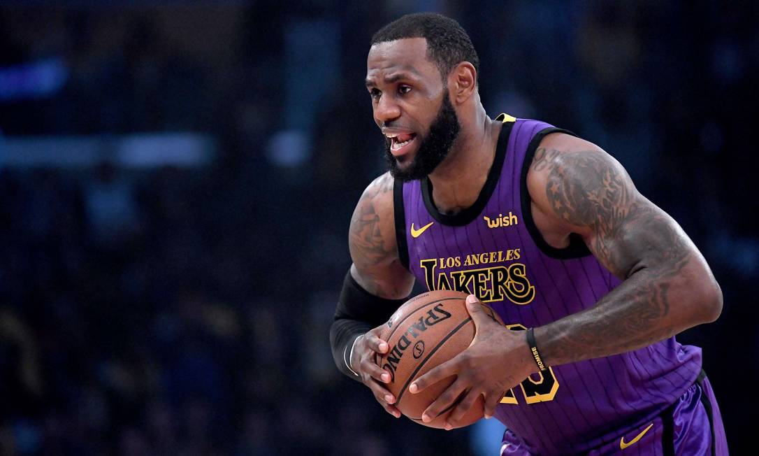 Sob as ordens de LeBron, Lakers trituram Warriors e vão às finais do Oeste, nba