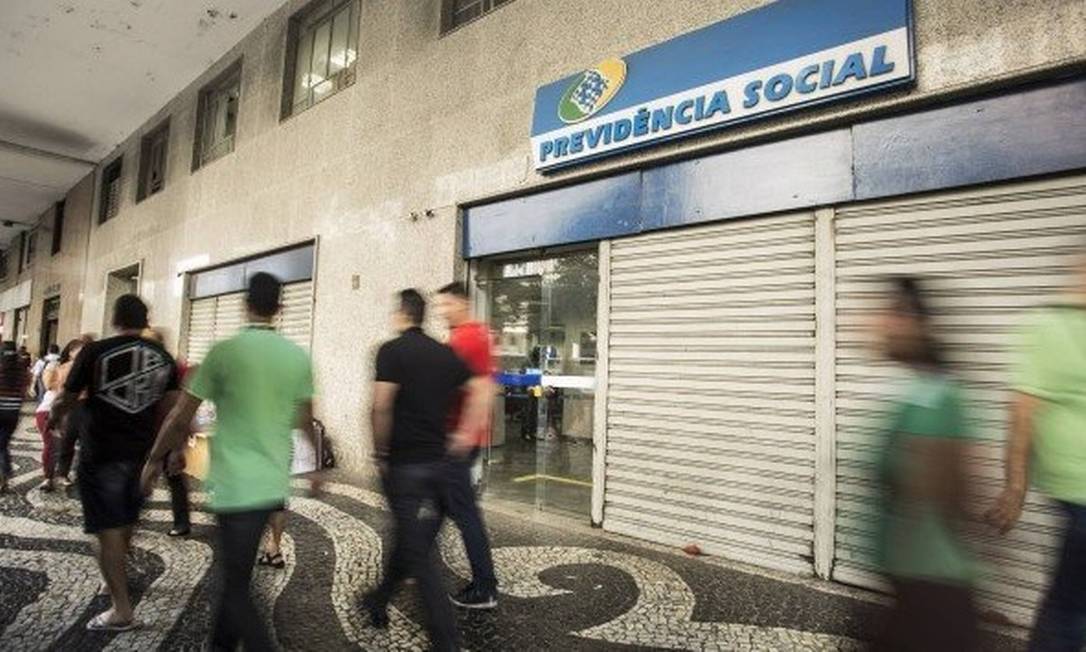 
Agência do INSS: número de ações judiciais contra o instituto aumentou
Foto:
/
Ana Branco- Agência O Globo
