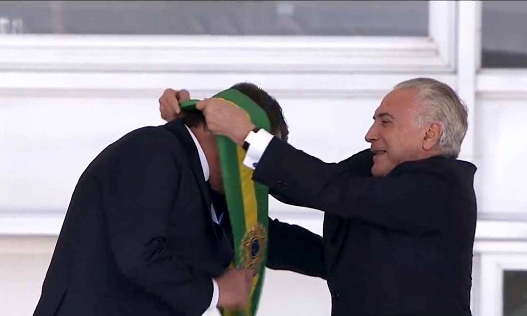 Michel Temer passa a faixa presidencial para Jair Bolsonaro Foto: Agência Brasil
