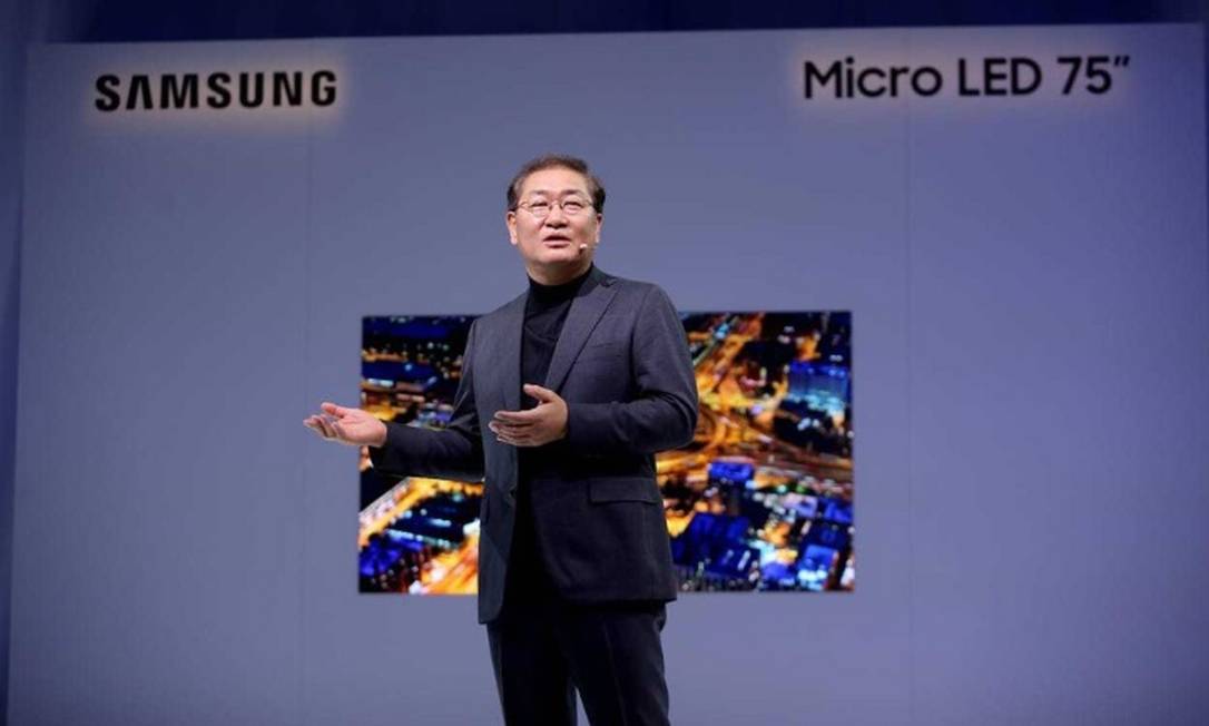 
JH Han, presidente de Telas da Samsung Electronics: objetivo é que a TV seja o centro da inteligência artificial e que controle todos os produtos
Foto:
/
Bruno Rosa
