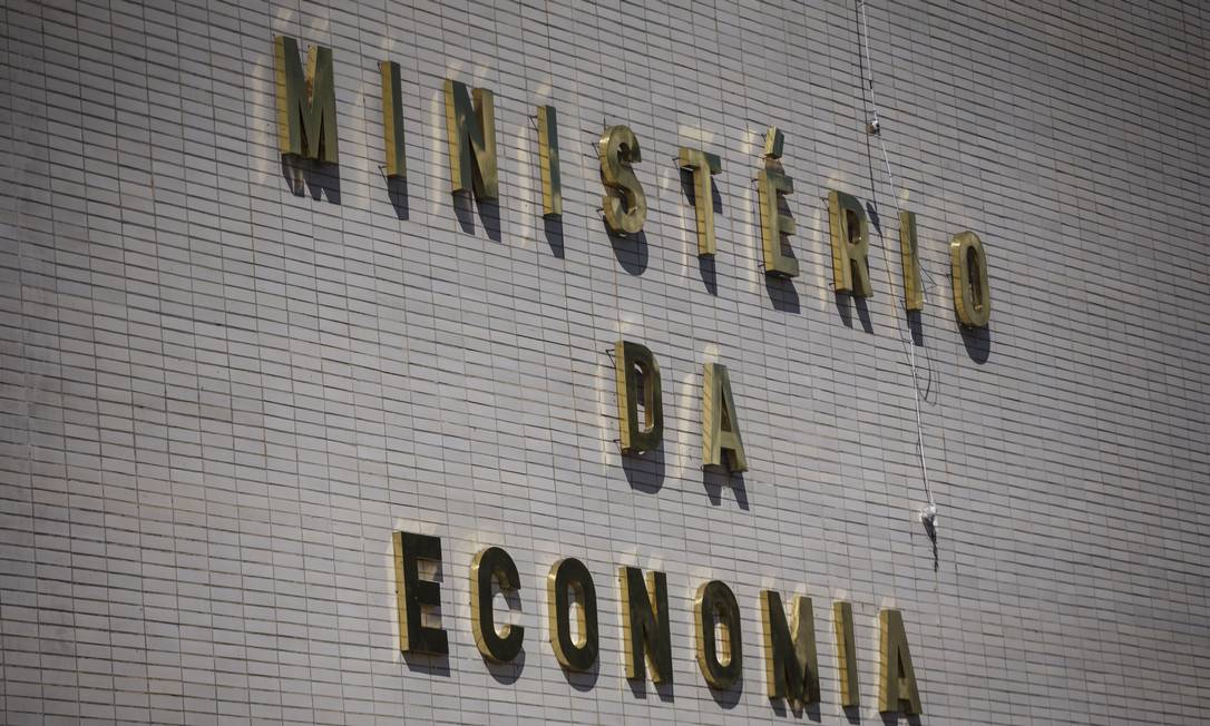 Estudo do Ministério da Economia visa ajudar os estados a arrumarem suas contas Foto: Daniel Marenco/Agência O Globo/02-01-2019