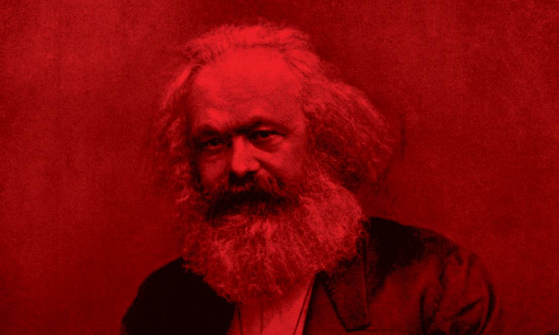 Karl Marx, autor da concepção materialista da história, segundo a qual as sociedades evoluem de acordo com o modo como produzem os bens para satisfazer suas necessidades. Foto: Hulton Deutsch / GETTY IMAGES