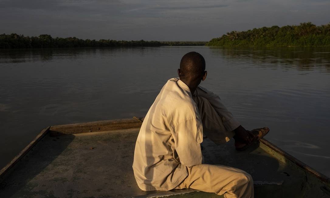 Viagem de barco pelo Rio Gâmbia, perto da Ilha Baboon. O país africano também está na lista do jornal de Nova York Daniel Rodrigues / The New York Times