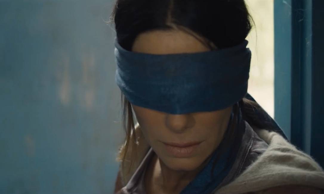 Sandra Bullock sobre 'Bird box' 'A venda nos olhos ajudou a tirar a