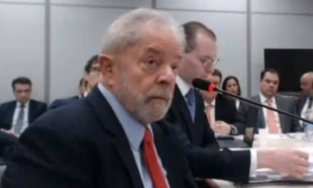 Agora, Lula aguarda a sentença de outros dois processos que estão em fase final Reprodução