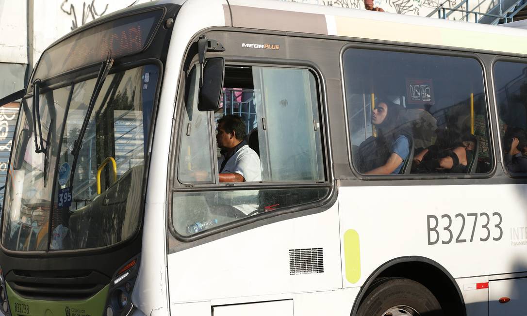 Tarifa de ônibus sobe de R$ 3,95 para R$ 4,05 Foto: Márcio Alves / Agência O Globo
