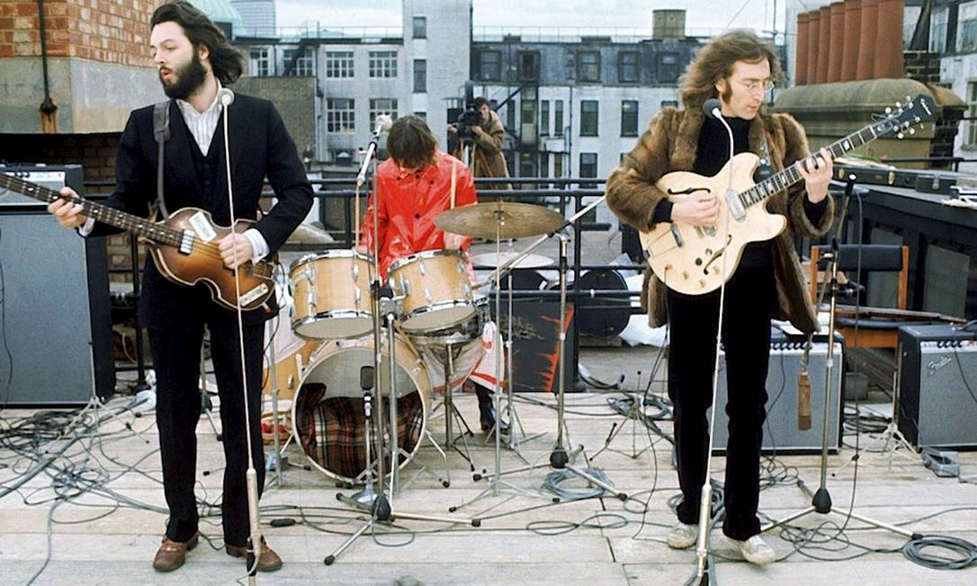 Show surpresa sobre o telhado da Apple, no centro de Londres, realizado em 30 de janeiro de 1969 Foto: Divulgação / .