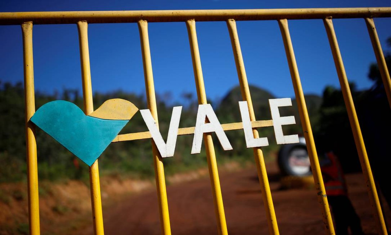 Um logotipo da mineradora brasileira Vale SA é visto em Brumadinho Foto: ADRIANO MACHADO / REUTERS