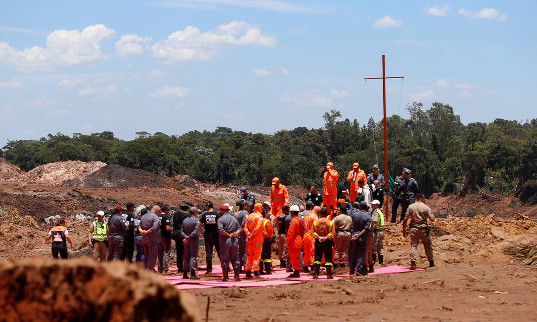Número de mortos em Brumadinho (MG) chegou a 115 nesta sexta-feira, uma semana após a tragédia Foto: Adriano Machado / Reuters