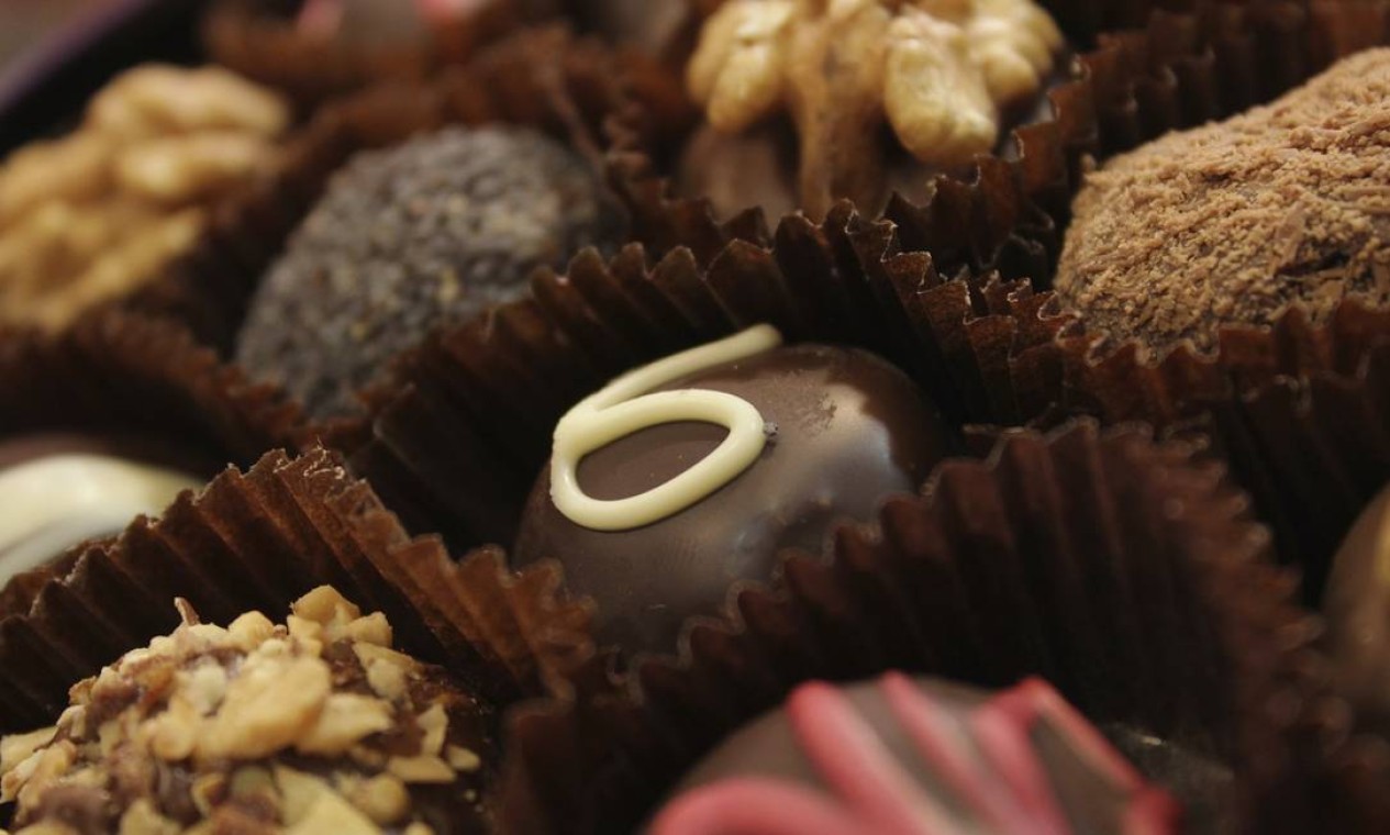 Bombons, trufas, barras... chocolate artesanal é uma das marcas registradas de Bariloche, que tem um festival dedicado ao doce na Semana Santa Foto: Emprotur / Divulgação