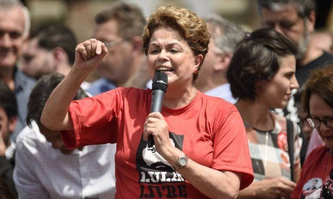A ex-presidente Dilma Rousseff participa de comício em Ouro Preto Foto: Douglas Magno/AFP/21-09-2018