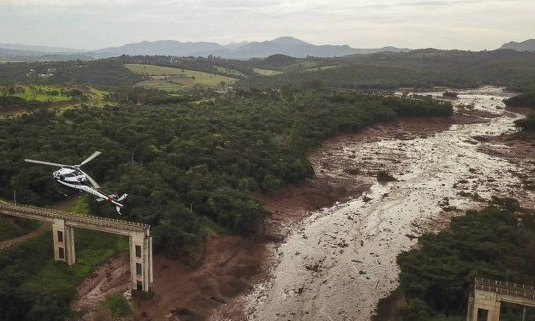 Vista aérea de parte da destruição causada pelo rompimento da barragem da Vale em Brumadinho, no dia 26 de janeiro Foto: Pedro Vilela / Getty Images