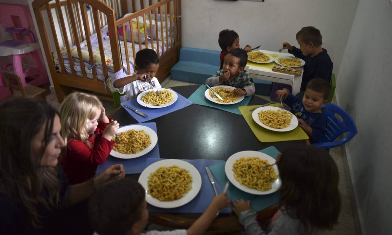Abrigo da Fundação Kapuy, que dá assistência a crianças venezuelanas em situação de abandono ou com sérios problemas de saúde, como a desnutrição Foto: YURI CORTEZ / AFP