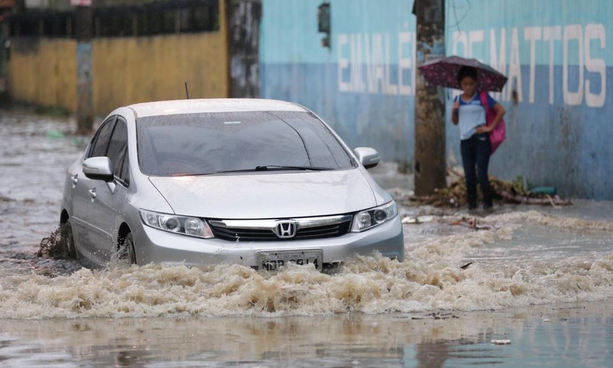 Rio E Região Metropolitana Têm Ruas Alagadas E Transtornos Após Chuva Nesta Quarta Jornal O Globo