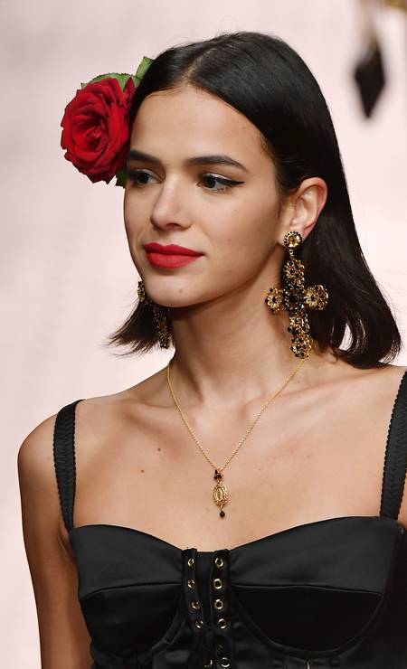 Bruna Marquezine para a Dolce & Gabbana Foto: Victor Boyko / Getty Images