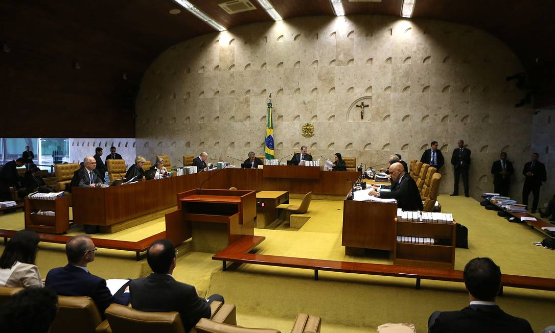 Ministros do STF debatem a criminalização da homofobia e da transfobia.
Foto: Jorge William / Agência O Globo