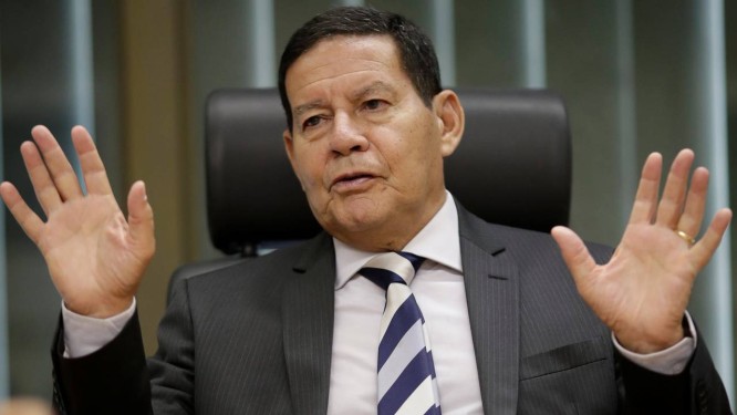 Contas de MourÃ£o de 2017 no ExÃ©rcito devem ser aprovadas Foto: UESLEI MARCELINO / REUTERS