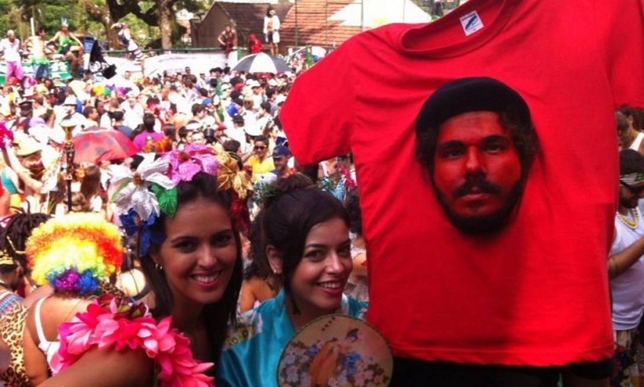 A fantasia Camisa Che Guevara, de Alexandre Pimenta, ganhou o concurso na categoria fantasia individual em 2013 Foto: Divulgação/ Alexandre Pimenta