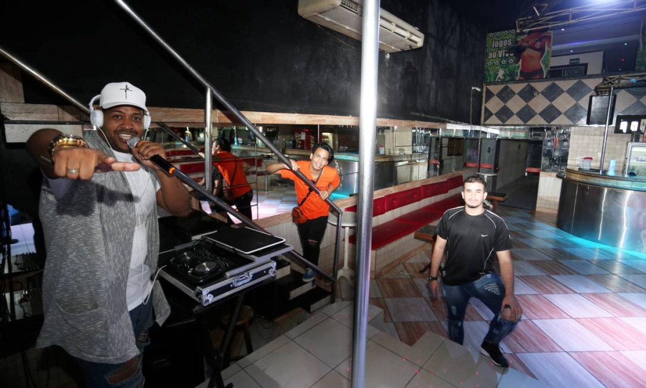 Boate na Penha abre as portas com evento LGBTQI+ - Jornal O Globo