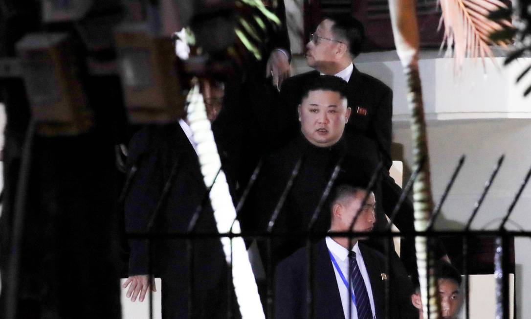 Líder norte-coreano, Kim Jong-un chega a embaixada de Pyongyang em Hanói Foto: Yonhap 26-02-2019 / via REUTERS