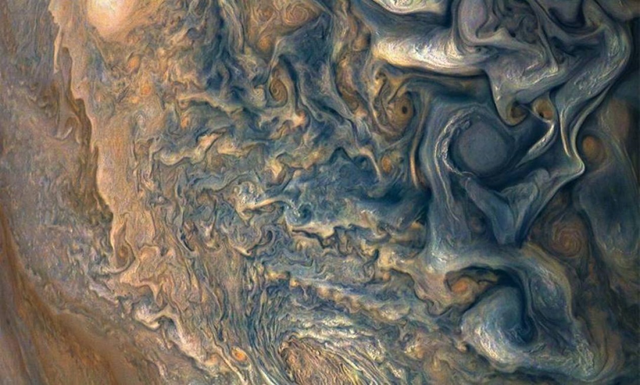 Captura em momento que a espaçonave estava 8,292 milhas acima das nuvens no hemisfério norte de Júpiter Foto: ASA / JPL-Caltech / SwRI / MSSS / Gerald Eichstäd / Seán Doran / NASA