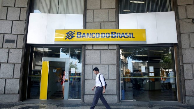Bancos vÃ£o abrir na Quarta-feira de Cinzas no Rio Foto: Pilar Olivares / Reuters