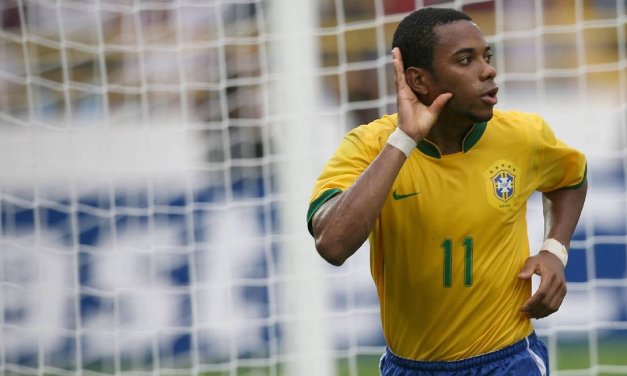 ROBINHO - O atacante foi artilheiro da edição da Copa América em 2007, com 6 gols Foto: Jorge William / Agência O Globo
