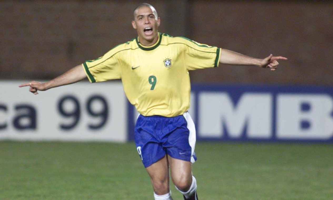 RONALDO - Artilheiro ao lado de Rivaldo na Copa América de 1999, com cinco gols Foto: Hipólito Pereira / Agência O Globo