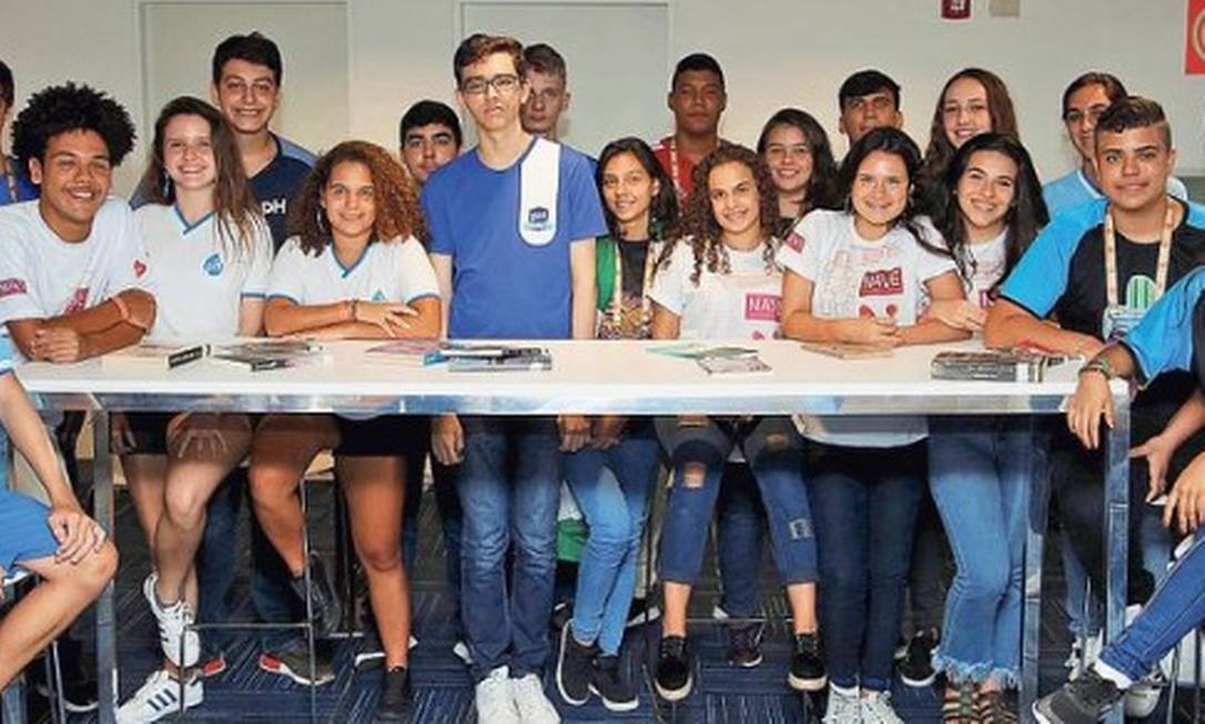 Jovens se reuniram na sede do Jornal O Globo Foto: Fabio Guimarães