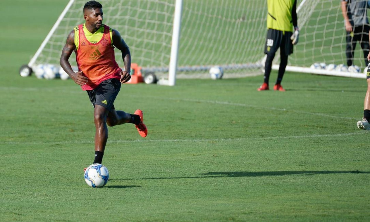 Com Time Misto Flamengo Enfrenta O Volta Redonda Neste S Bado Jornal