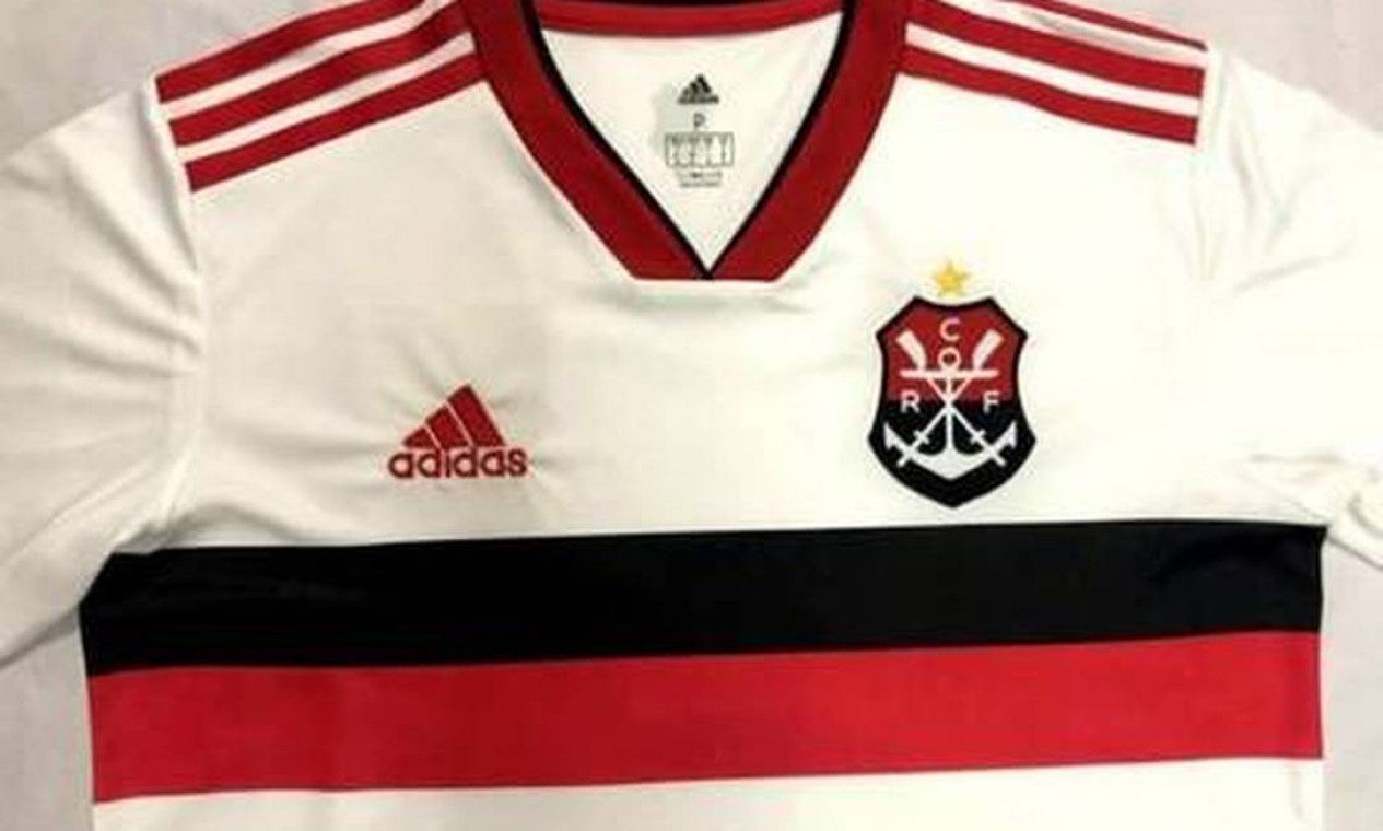 Flamengo apresenta novos uniformes - Jornal O Globo