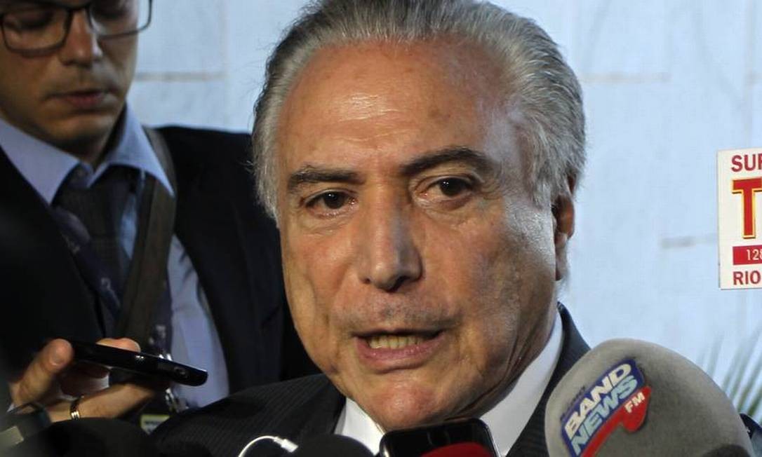Rompimento. Michel Temer concede entrevista: ruptura do PMDB com o governo e o apoio ao impeachment da presidente Dilma Rousseff Foto: Givaldo Barbosa / Agência O Globo