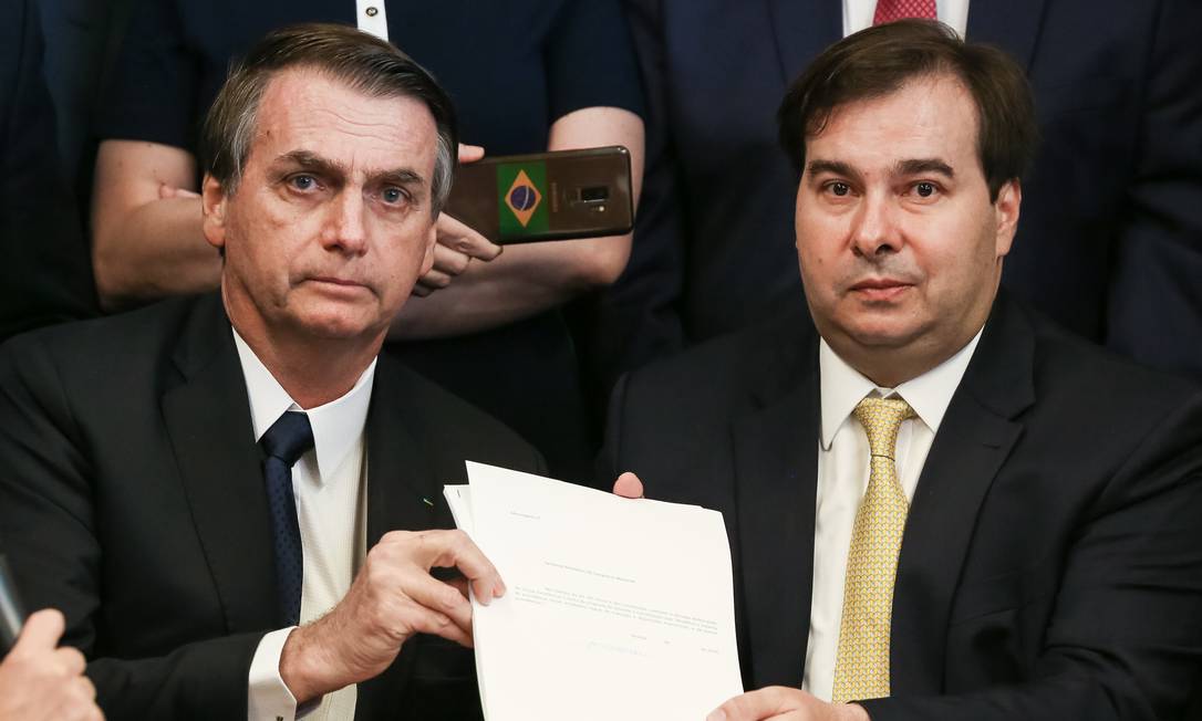 
Presidente da República, Jair Bolsonaro, durante entrega da PEC da nova Previdência
Foto:
Marcos Corrêa
/
Agência O Globo
