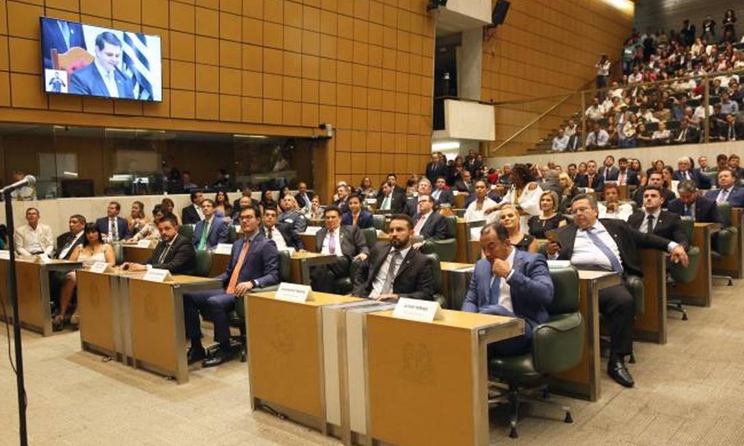 Na Assembleia Legislativa de São Paulo, deputados do PSOL apresentaram proposta para proibir armamentos no plenário Foto: Divulgação/Alesp