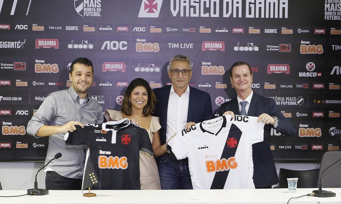 Vasco Anuncia Banco Como Patrocinador E Receberá Adiantamento De R$ 8 ...