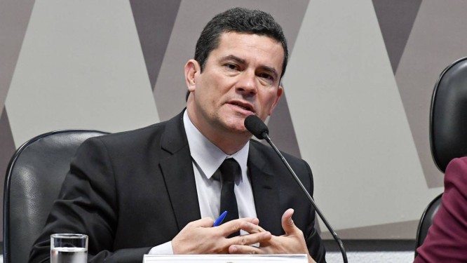 O ministro da Justiça, Sergio Moro, participa de audiência na CCJ do Senado Foto: Edilson Rodrigues/Agência Senado