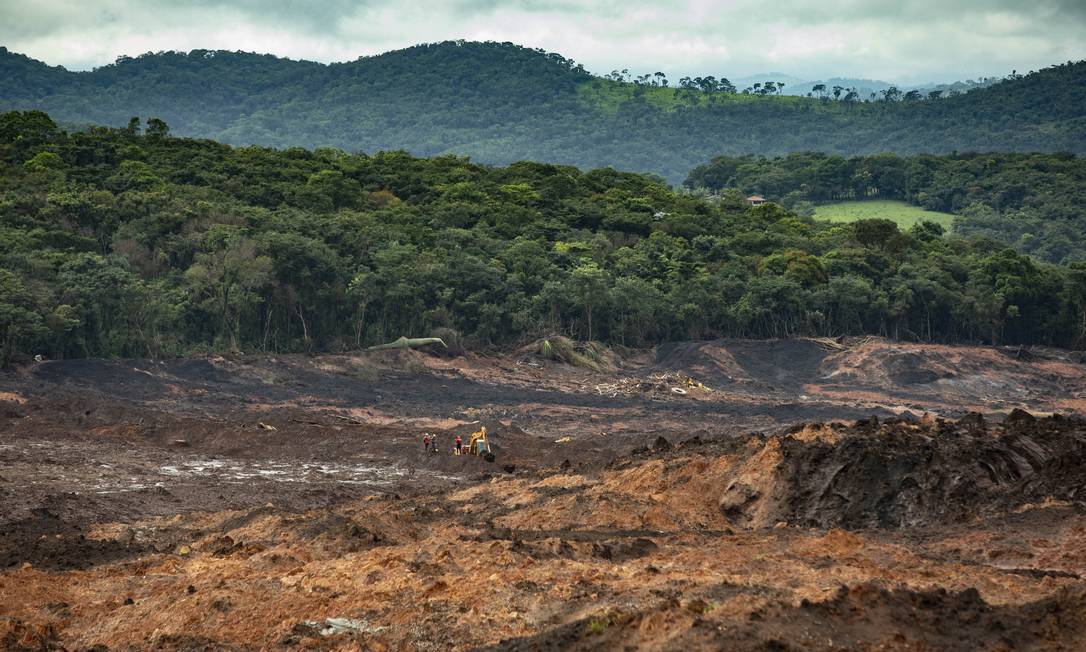 
O cenário de destruição ambiental após o rompimento da barragem de Córrego do Feijão, em Brumadinho, em Minas Gerais
Foto:
Alexandre Cassiano
/
Alexandre Cassiano/19-2-2019
