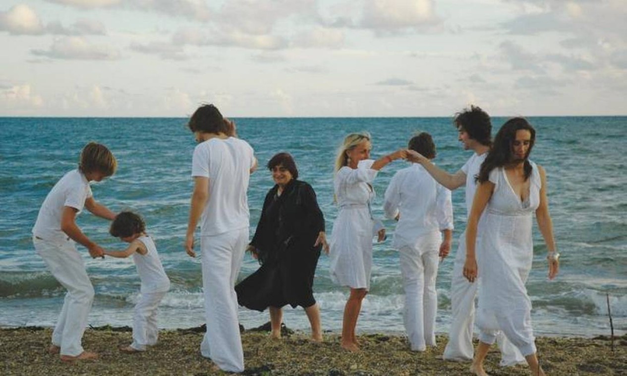 No documentário 'As Praias de Agnès' (2008), a cineasta revisita suas memórias aos 80 anos Foto: Divulgação
