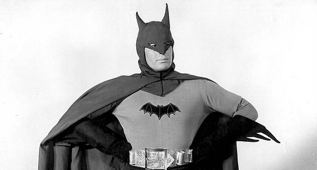 Batman completa 80 anos com missão questionada, futuro incerto no cinema e  desconstrução nas HQs - Jornal O Globo