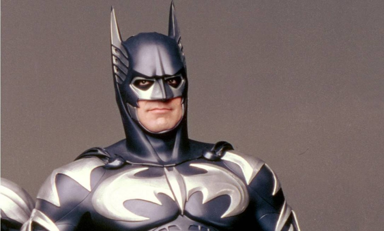 1997//George Clooney prefere que esqueçam sua participação no filme "Batman & Robin", odiado por críticos e fãs Foto: Reprodução