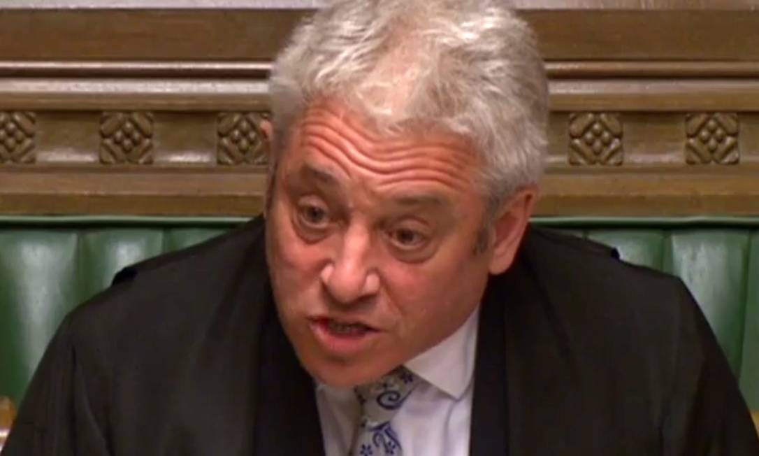 Parlamento brit&acirc;nico rejeita quatro alternativas de acordo para Brexit suave