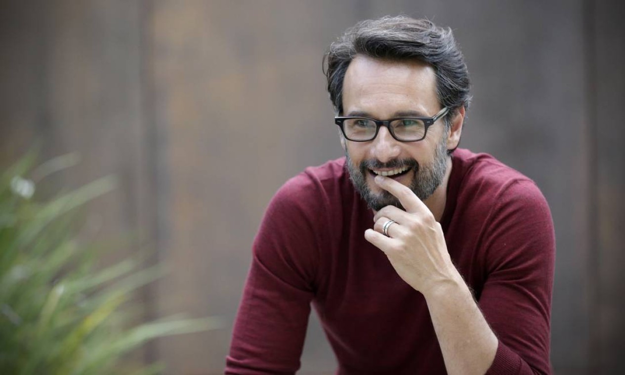 Rodrigo Santoro sobre a fama 'Hoje não existe mais autógrafo. Quando pedem, até me emociono