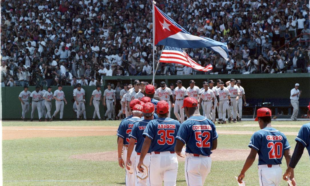 No beisebol, torcida cubana fala de igual pra igual com EUA