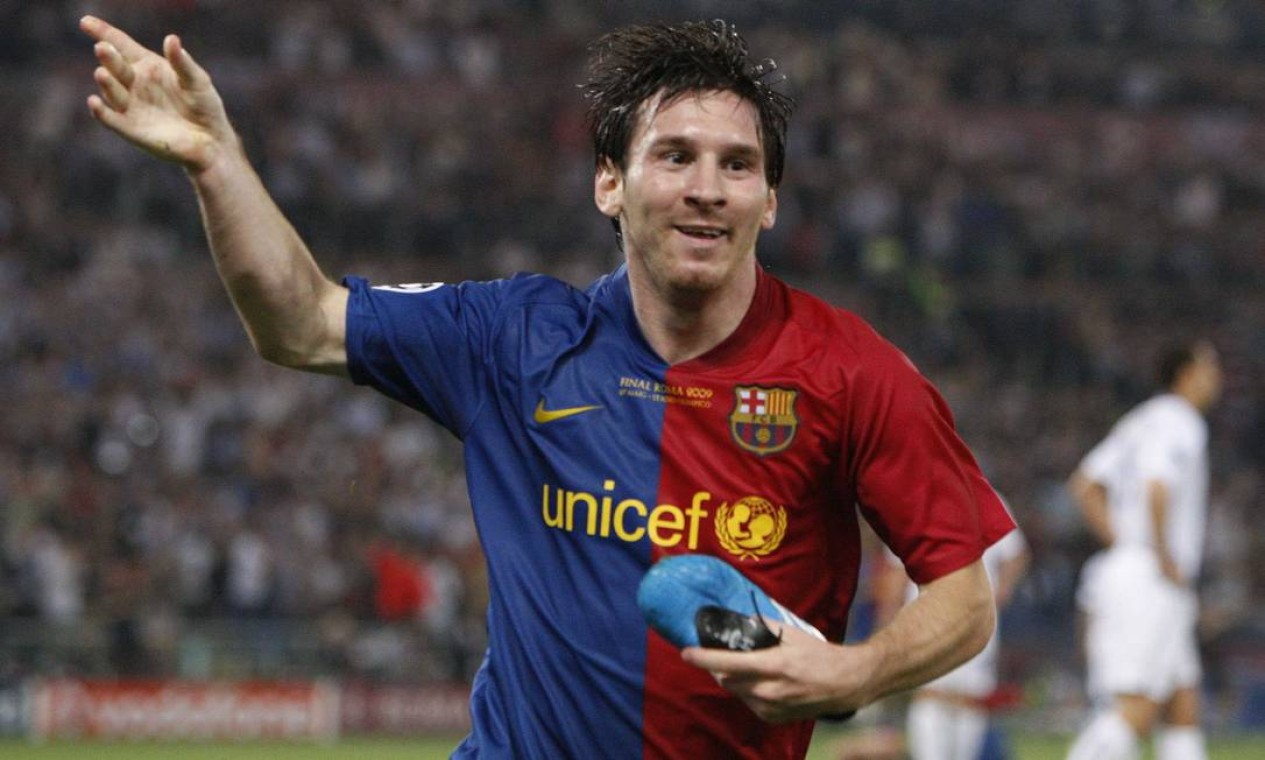 Triunfo de Messi aos 24 anos é destaque nos jornais
