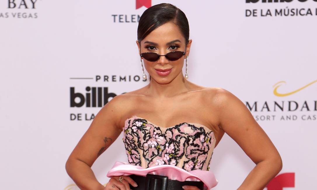 Anitta Usa Look De R 22 500 No Latin Billboard Music Awards E Ganha