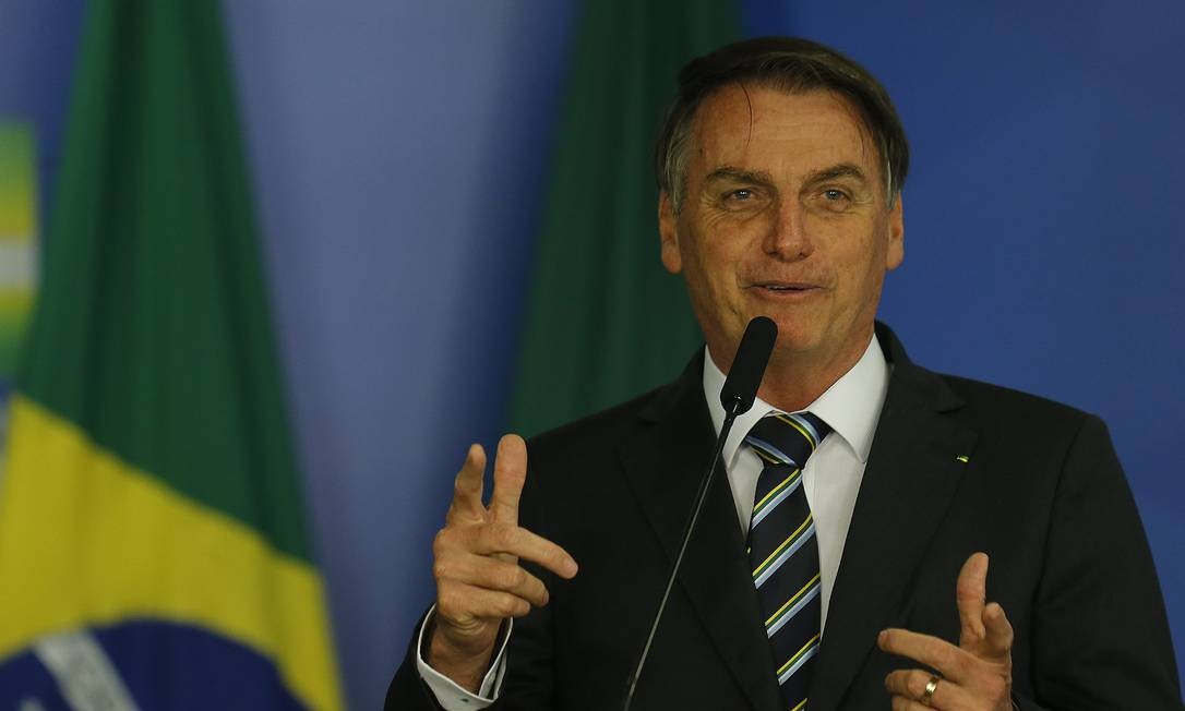 O presidente Jair Bolsonaro participa de solenidade no PalÃ¡cio do Planalto Foto: Jorge William / AgÃªncia O Globo