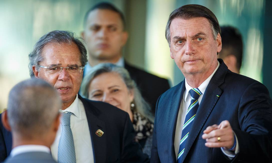 Bolsonaro minimiza disputa interna no governo: "tudo é um time só" Foto: Daniel Marenco / Agência O Globo